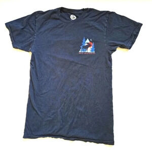 WHITE Mountain Graphic Tee Shirt